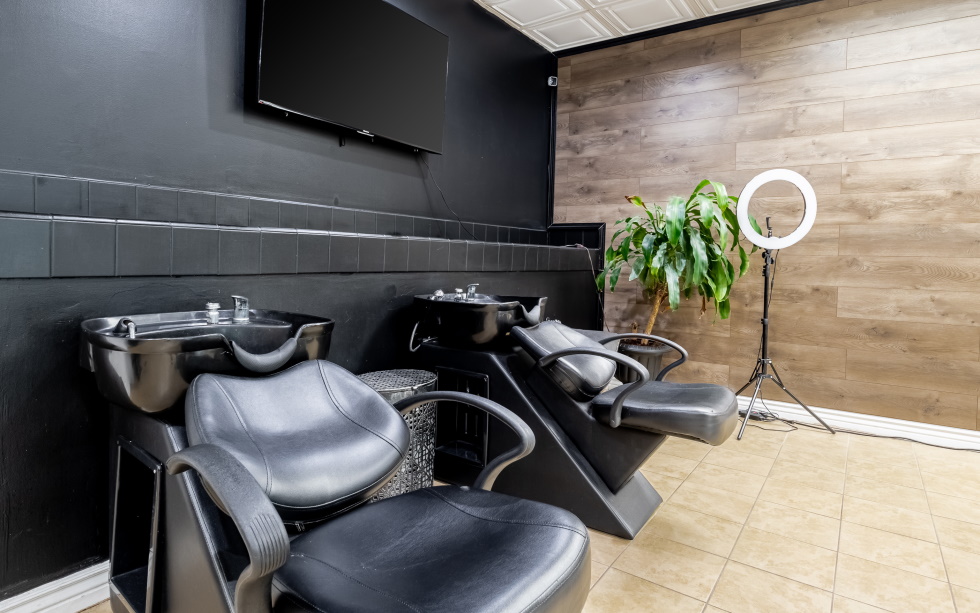 hair wash station